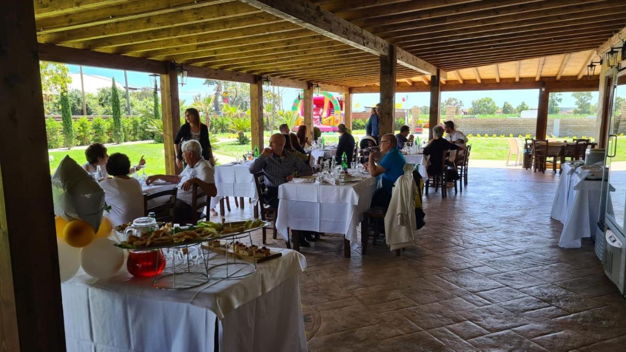 Agriturismo Il Casale ポンテ・ガレリア エクステリア 写真