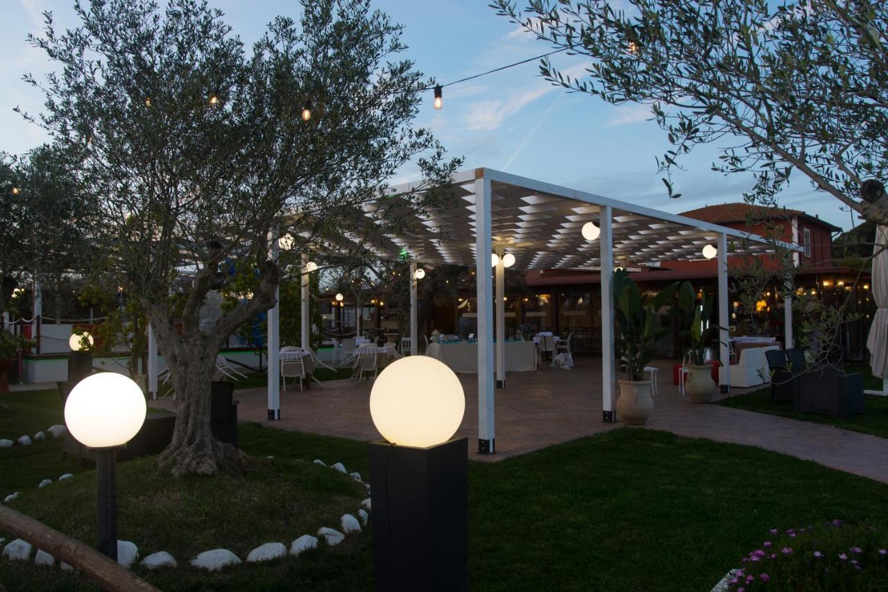 Agriturismo Il Casale ポンテ・ガレリア エクステリア 写真